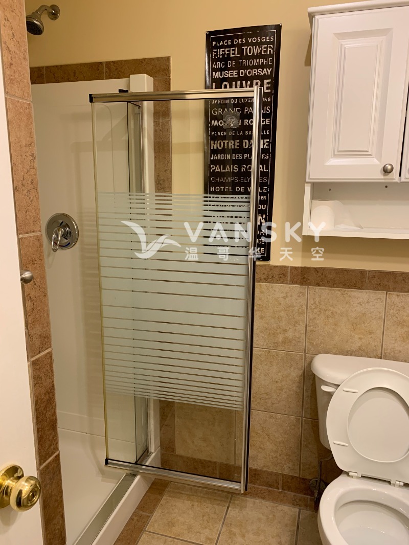 251226082659_Downstair washroom 2.jpg